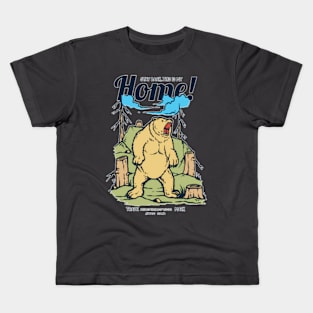 Angry bear on the deforestation jungle Kids T-Shirt